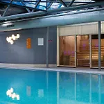 Radisson Red Hotel London Heathrow